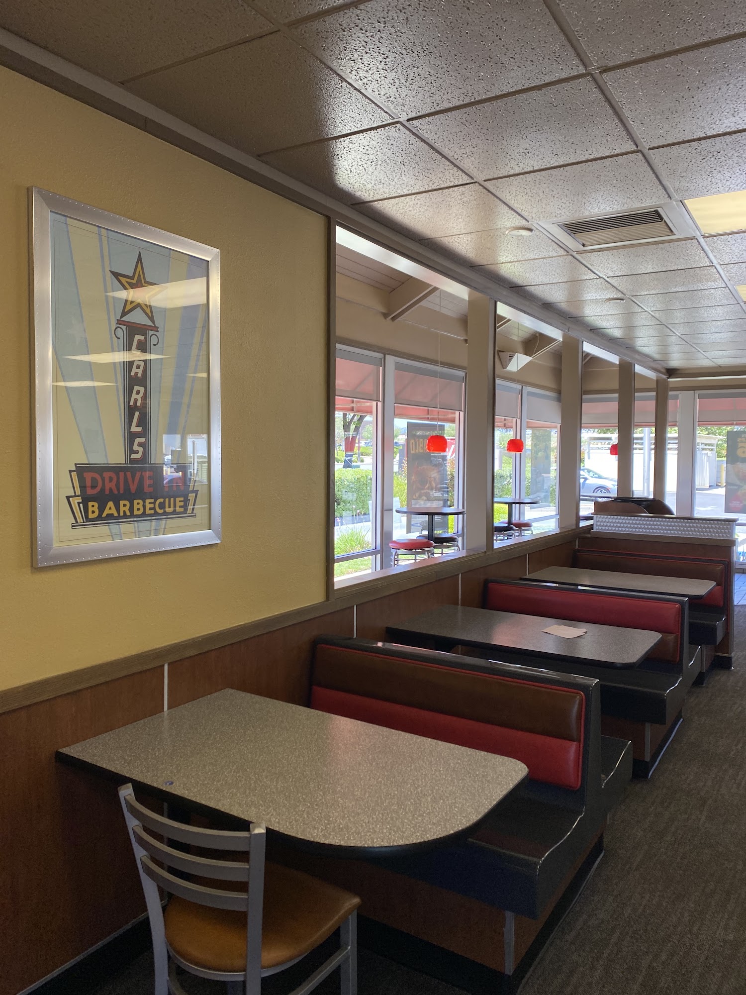 Carl’s·Jr.
