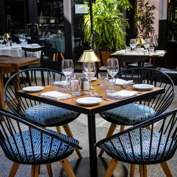 Photo credit: opentable