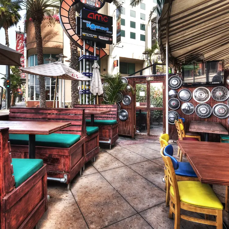 Photo credit: opentable