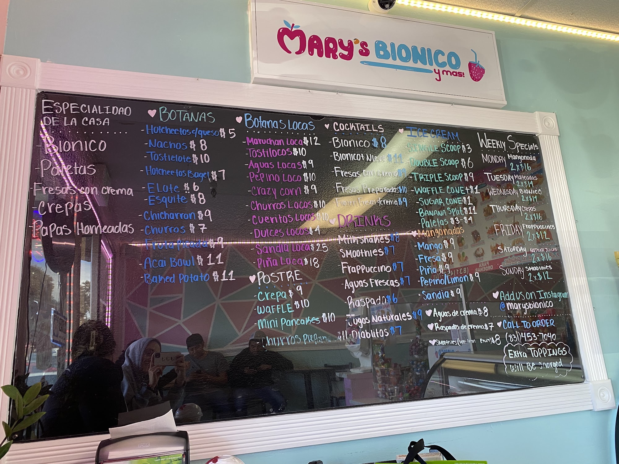 Mary's Bionico y Mas Menu