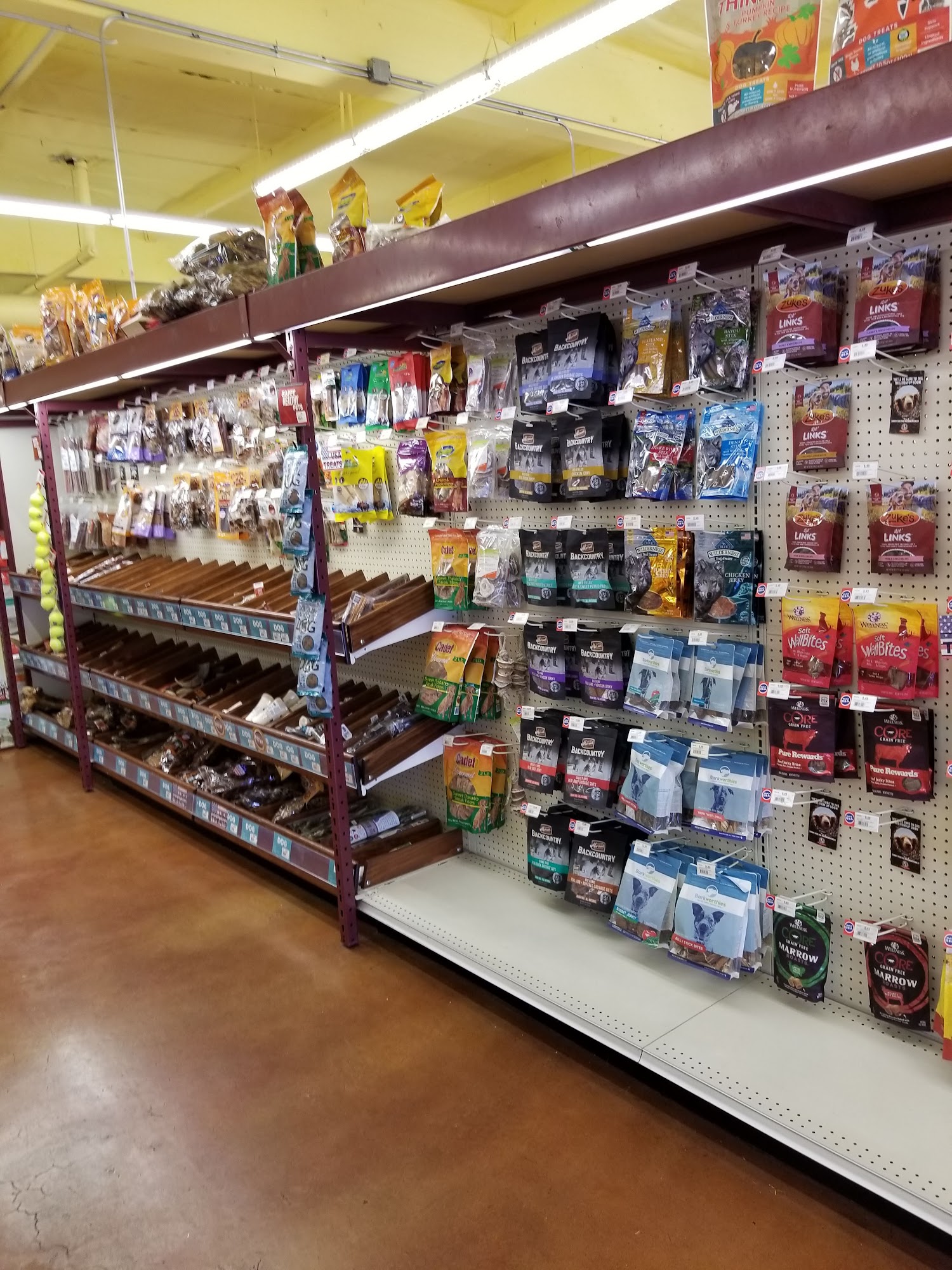 Centinela Feed & Pet Supplies Costa Mesa