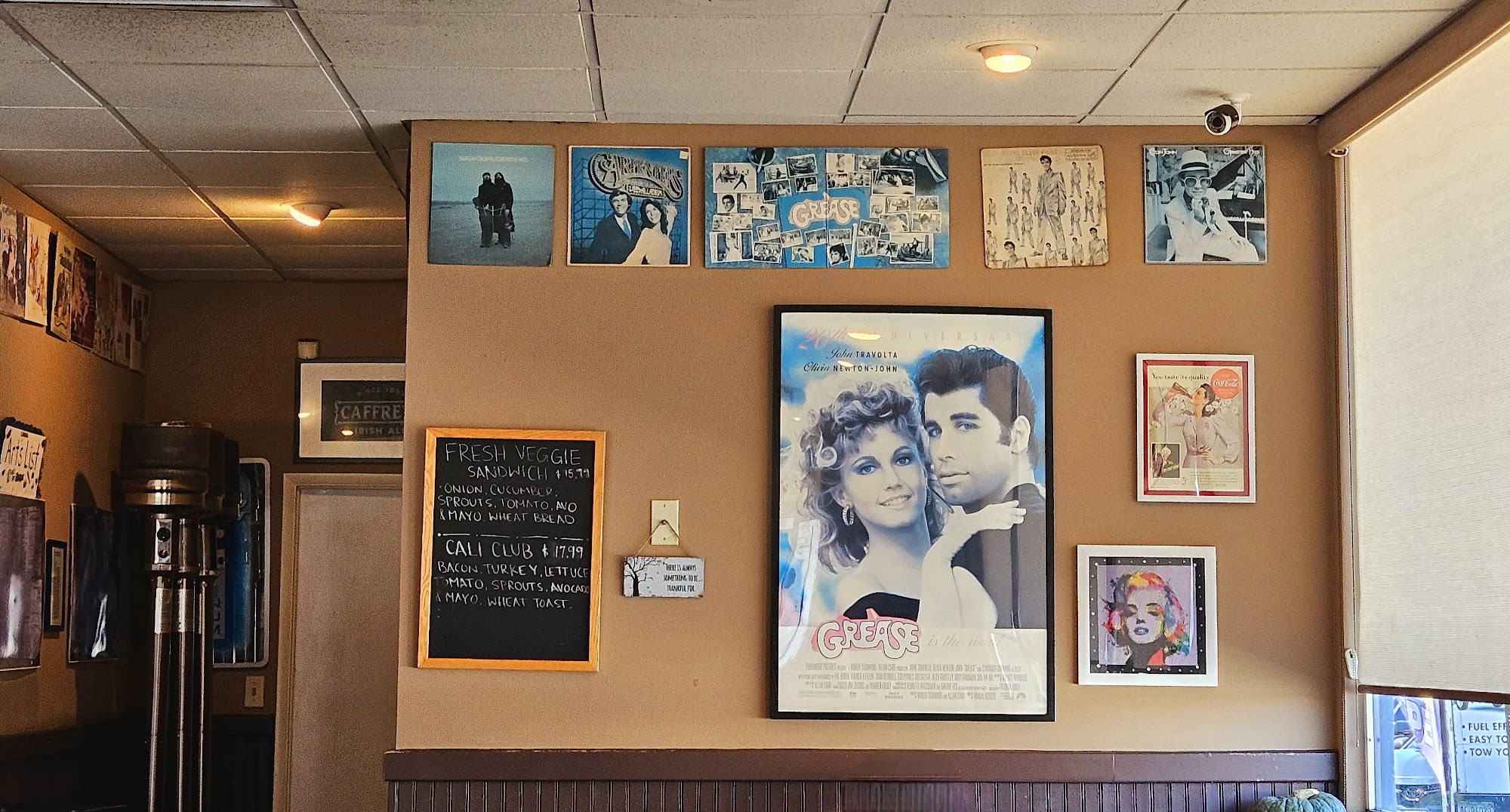 Georgia's original Bun & Burger Covina