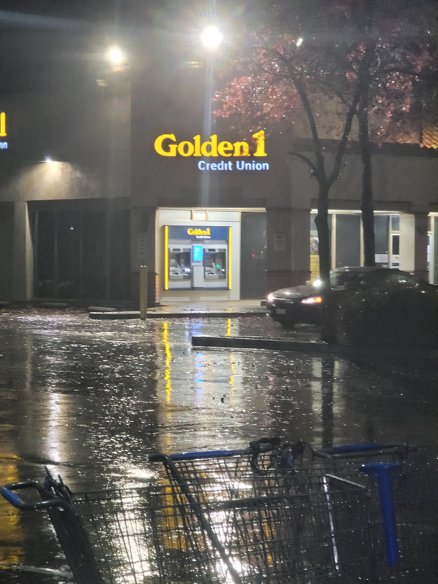 Golden 1 Credit Union - Elk Grove