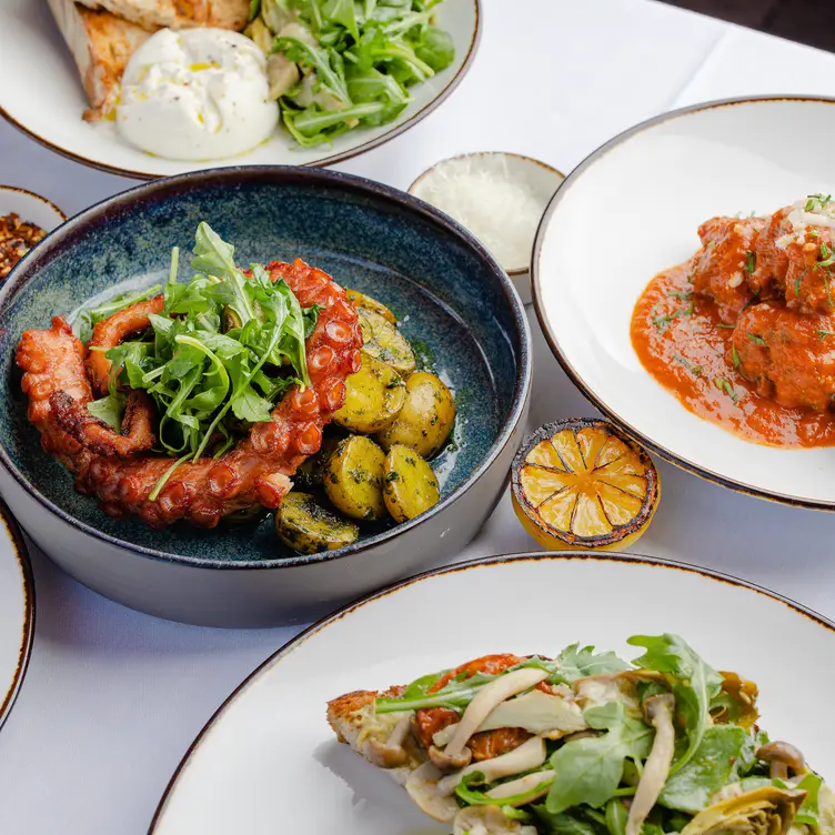 Photo credit: opentable