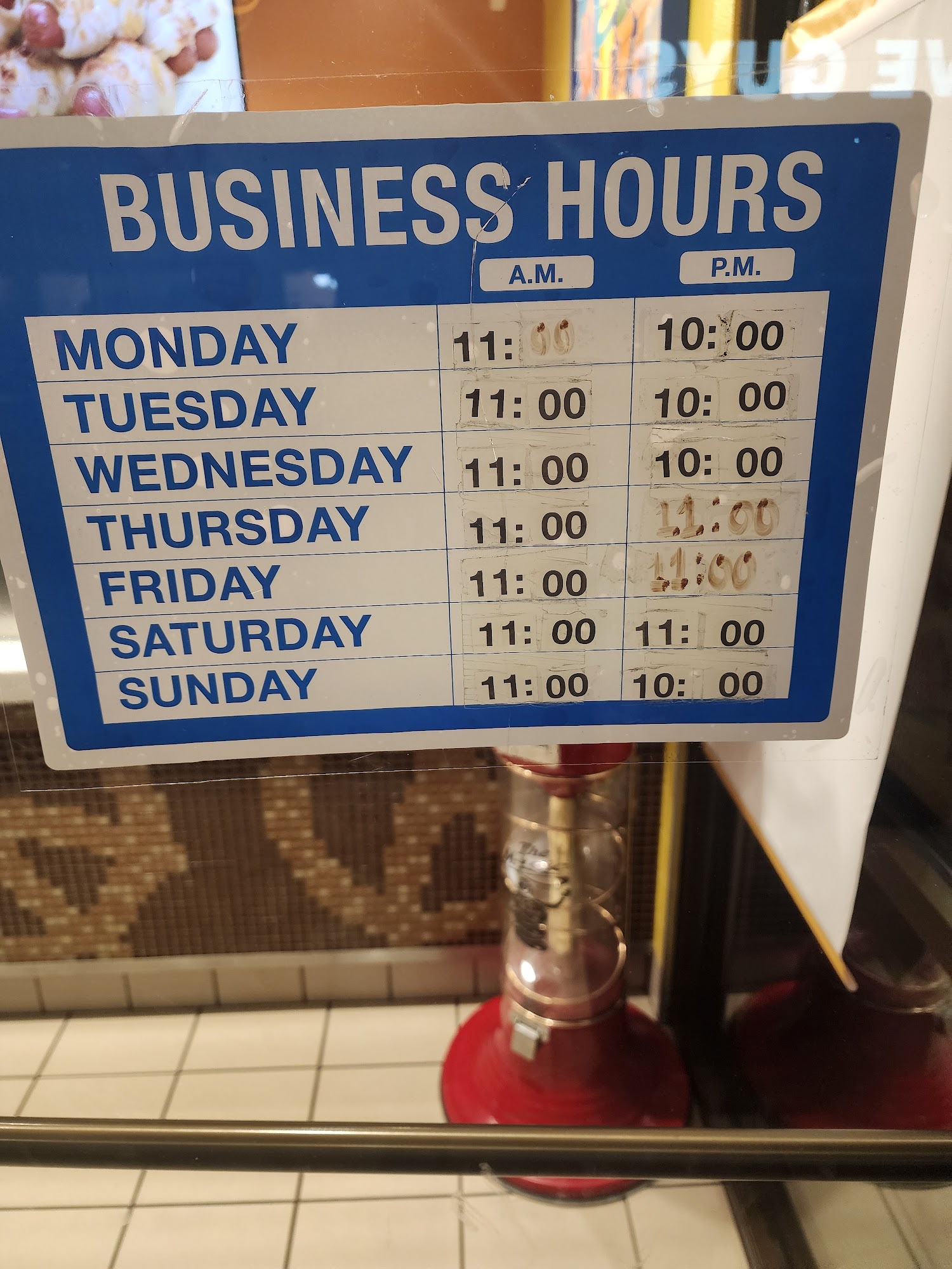 Wetzel's Pretzels Menu