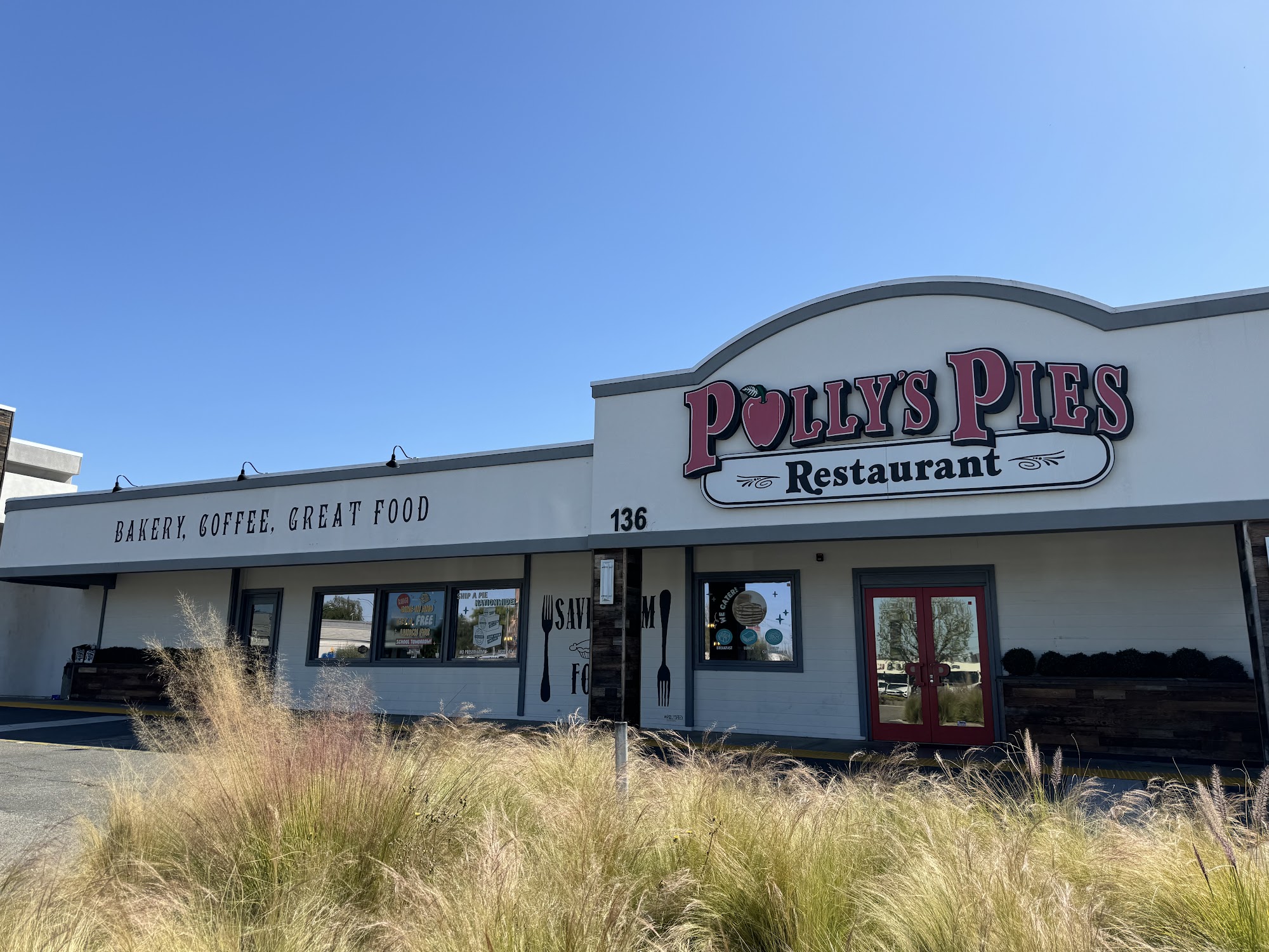 Polly's Pies Restaurant & Bakery