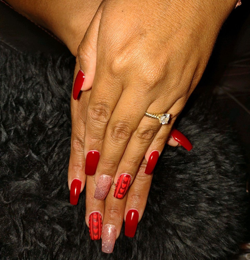 Helen's Hair & Nails