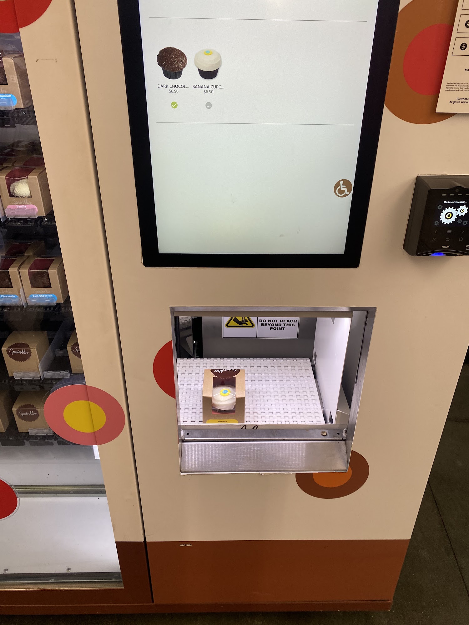 Sprinkles Hollywood & Highland ATM