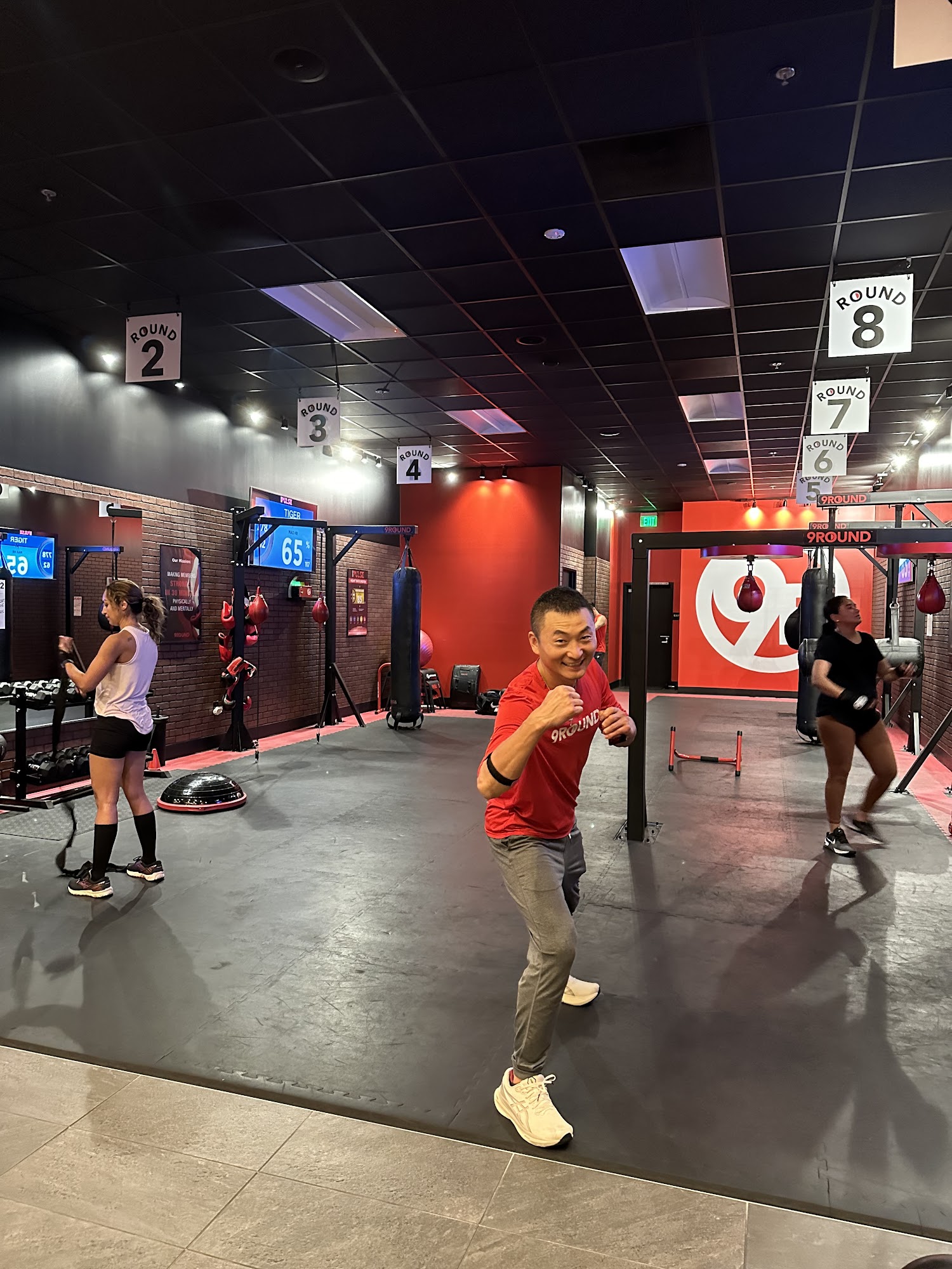 9Round Kickboxing Fitness