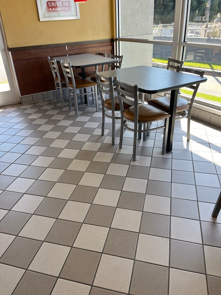 Carl’s Jr.