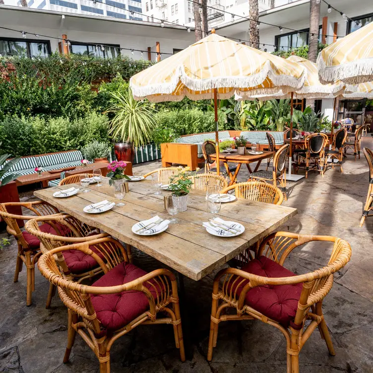 Photo credit: opentable