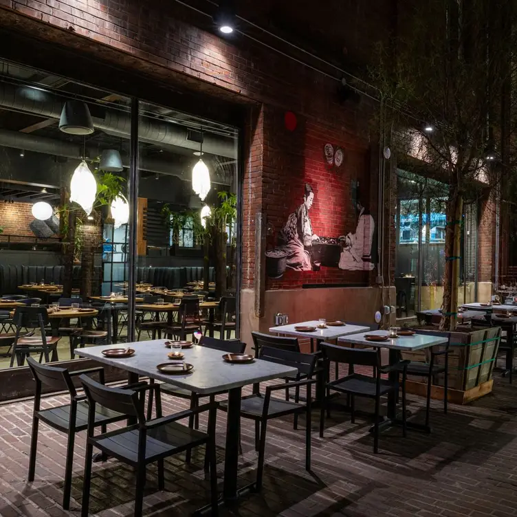 Photo credit: opentable