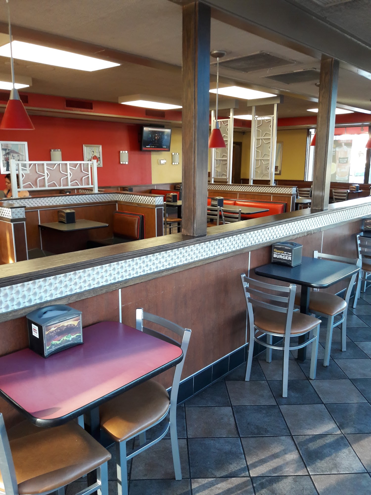 Carl’s Jr.