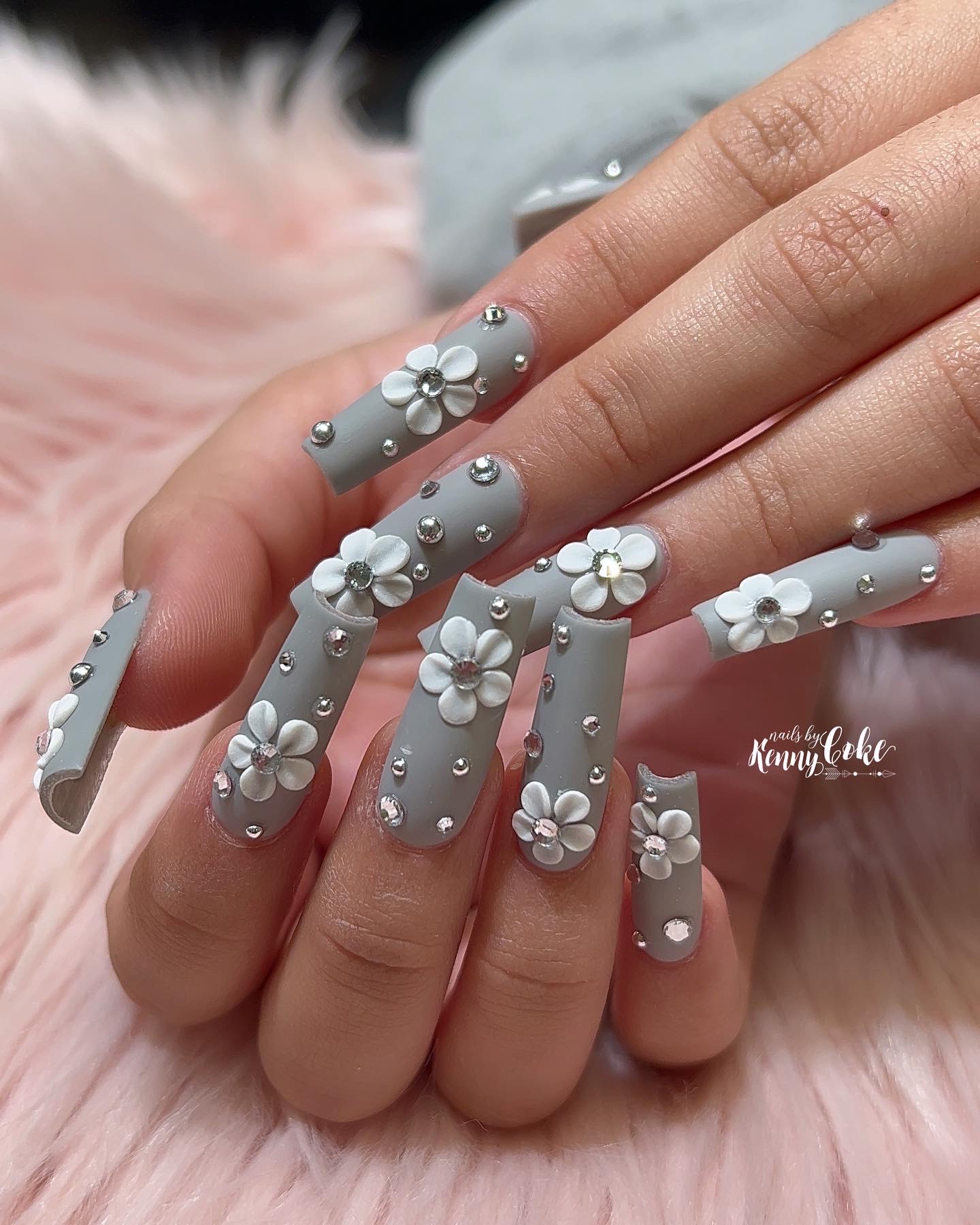 KINGS OF NAILS