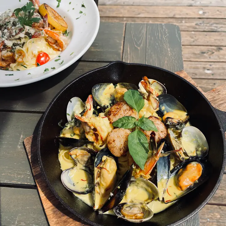 Photo credit: opentable