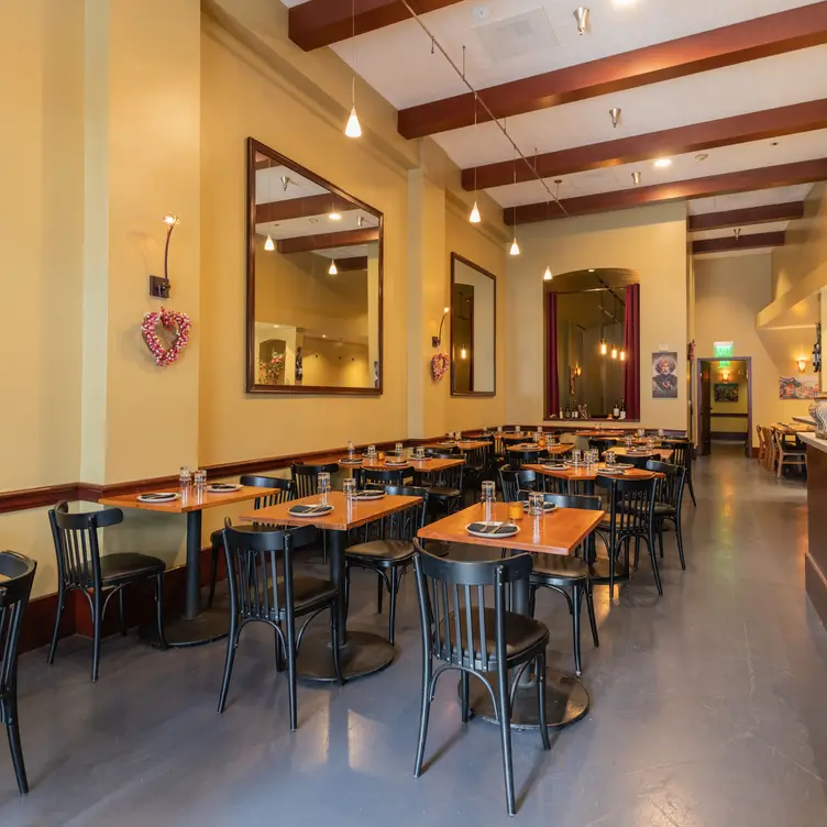 Photo credit: opentable