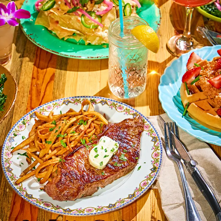 Photo credit: opentable