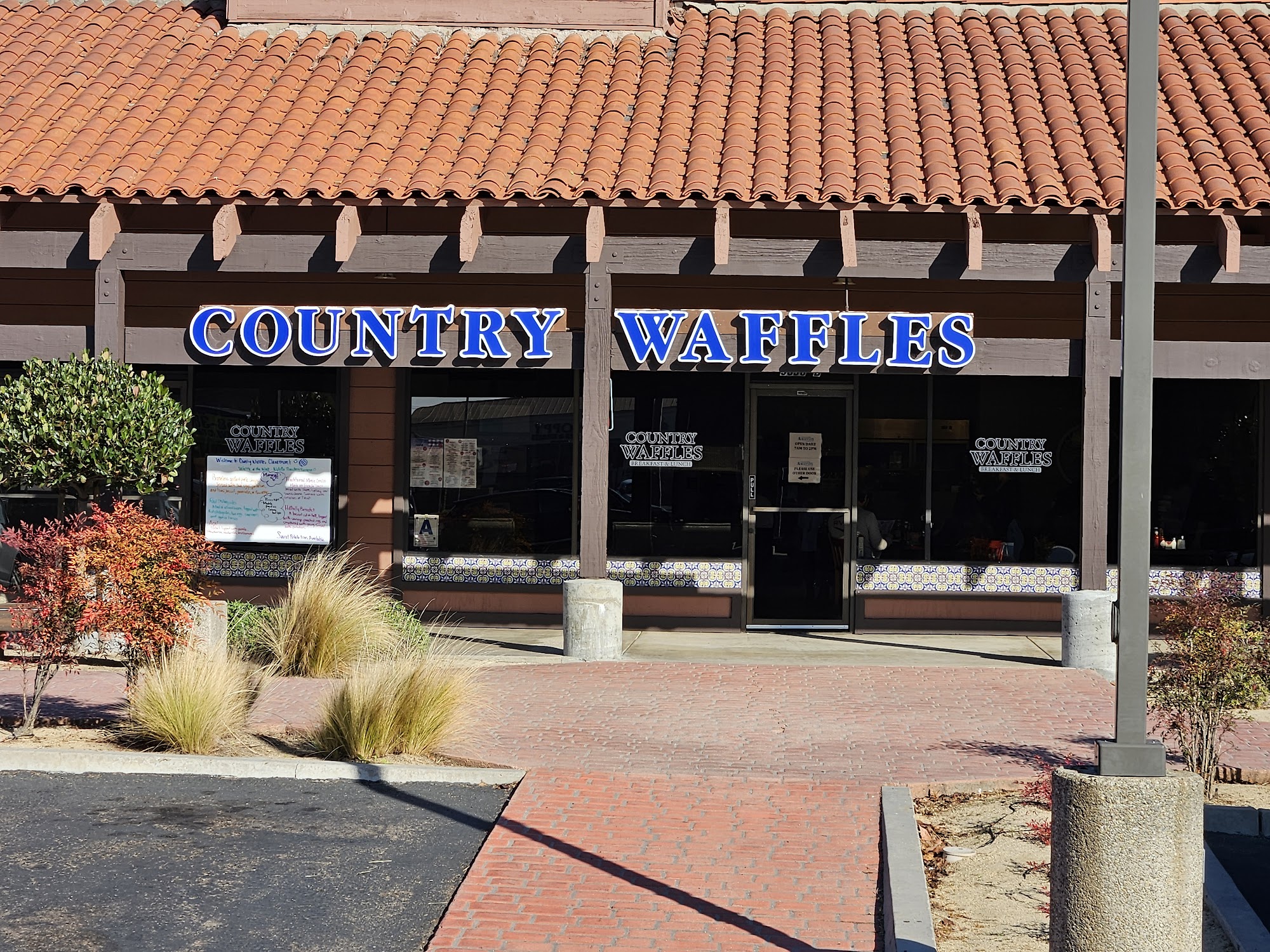 Country Waffles CLAIREMONT