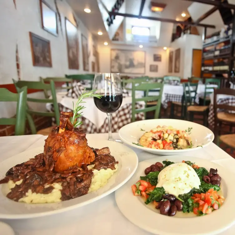 Photo credit: opentable