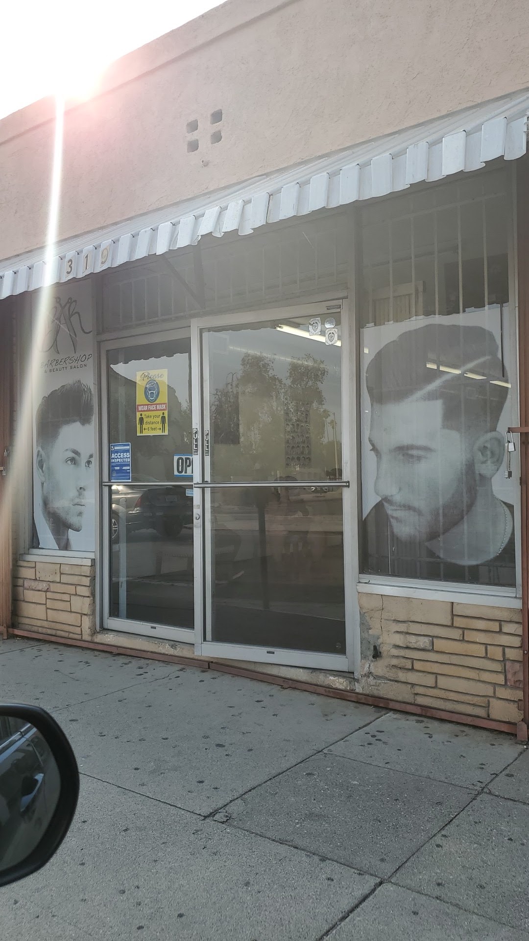 J Bar barbershop &beauty salon