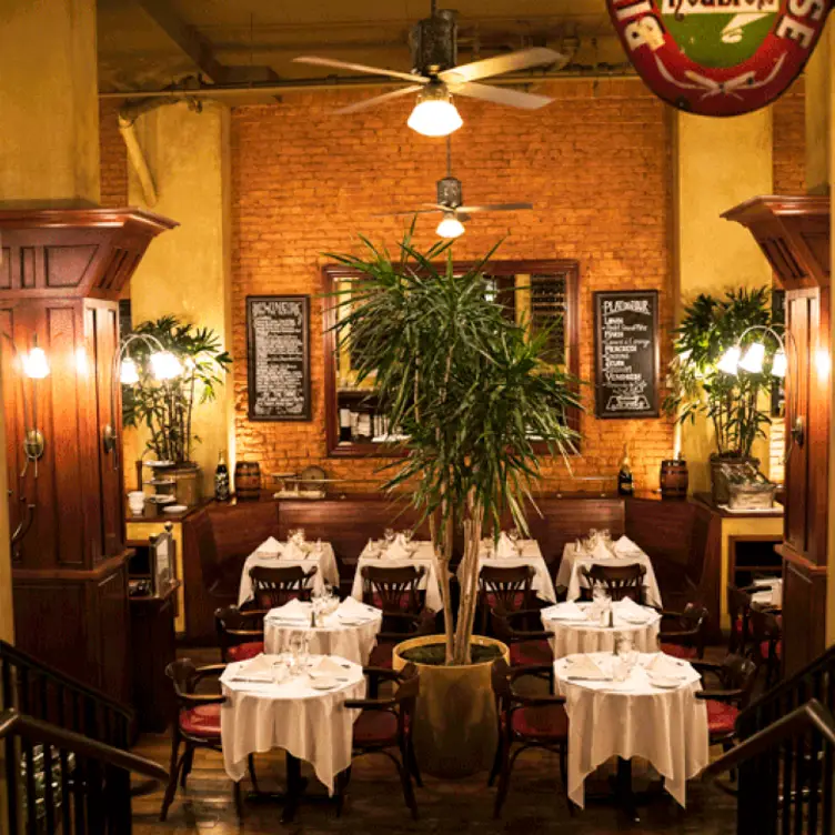 Photo credit: opentable