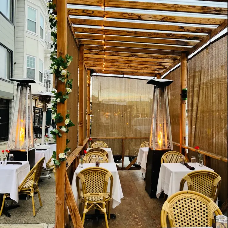 Photo credit: opentable