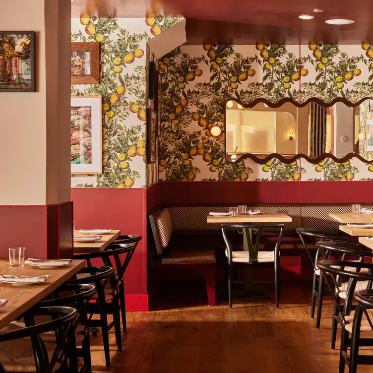 Photo credit: opentable