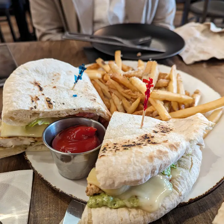 Photo credit: opentable