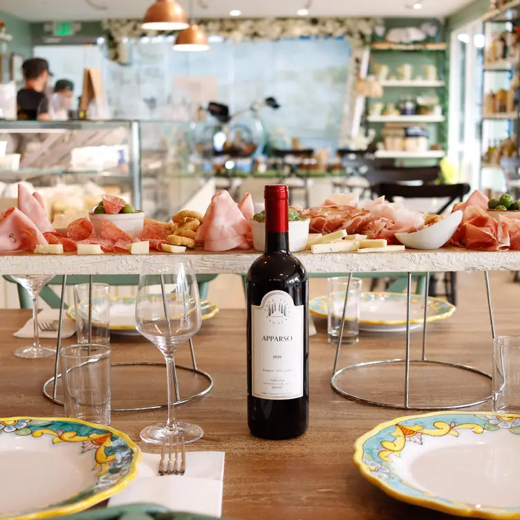 Photo credit: opentable