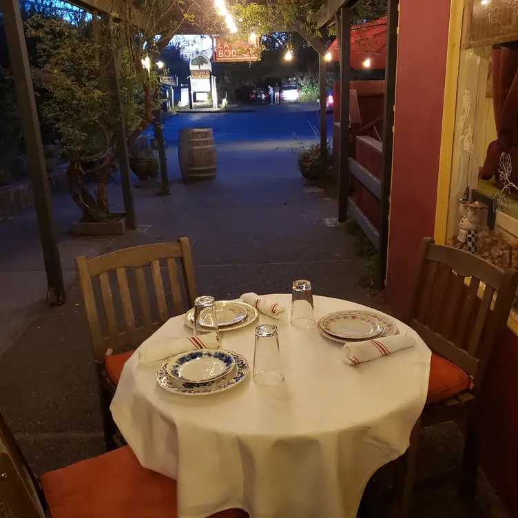 Photo credit: opentable
