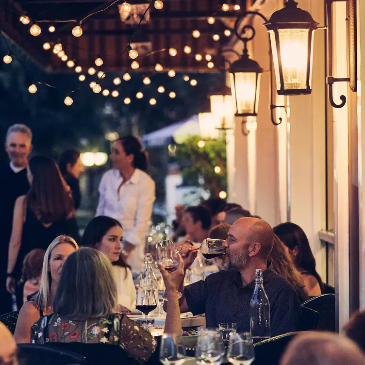 Photo credit: opentable