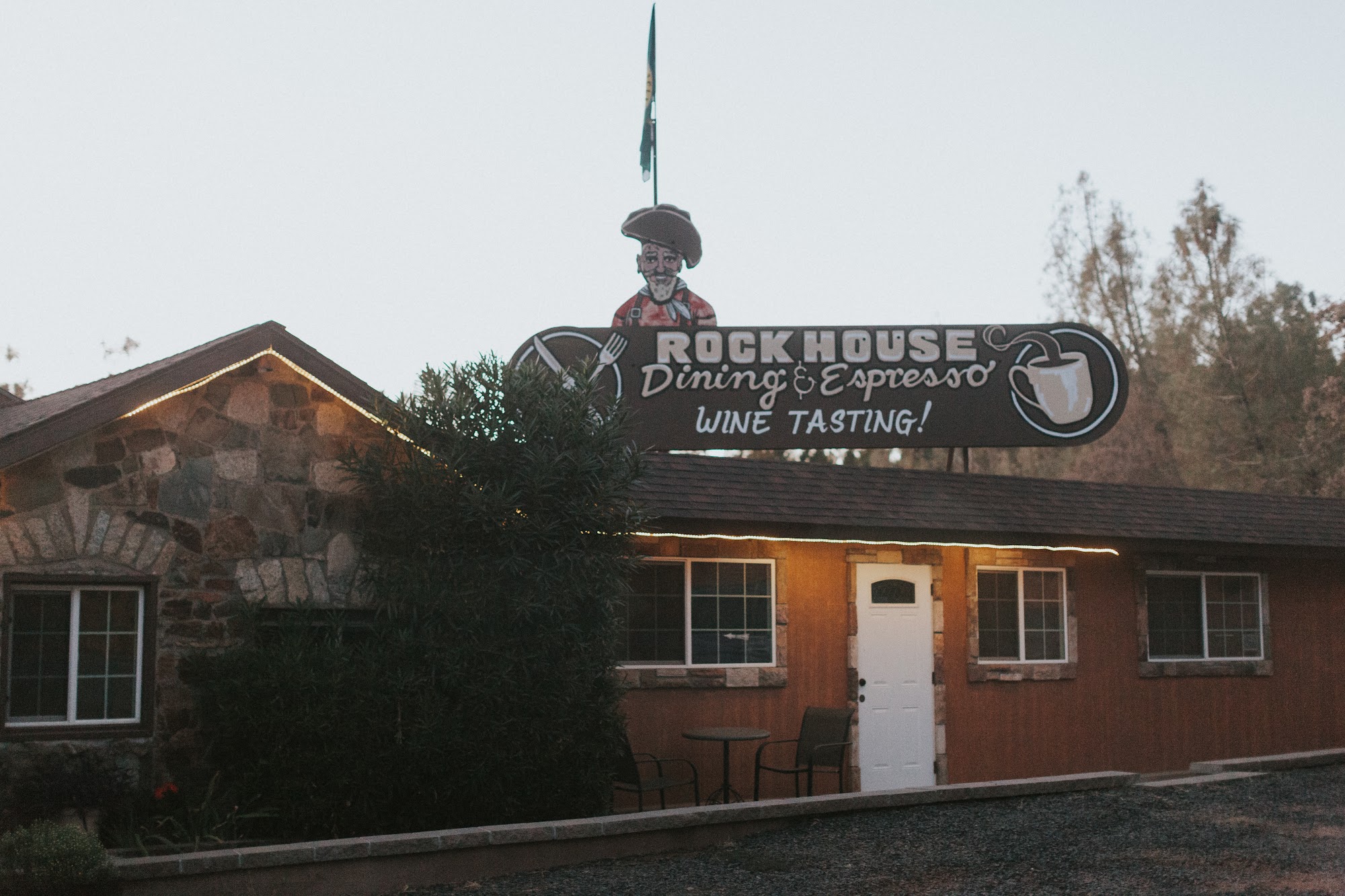 Rock House Dining & Espresso