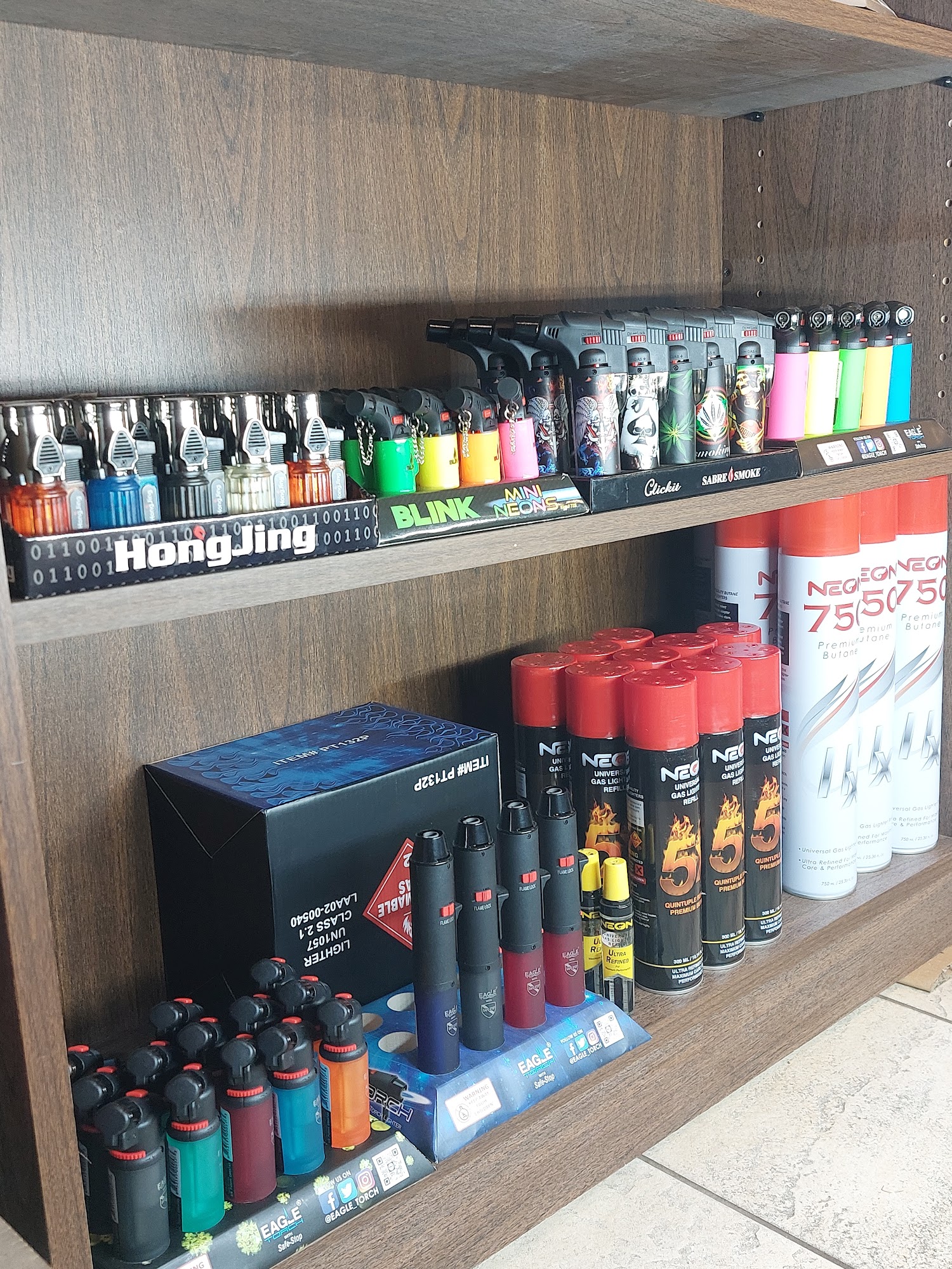 denver vape & smoke shop Secondhand exposure from vaping marijuana: Concentrations, emissions, and  exposures determined using both research-grade and low-cost monitors main image 0