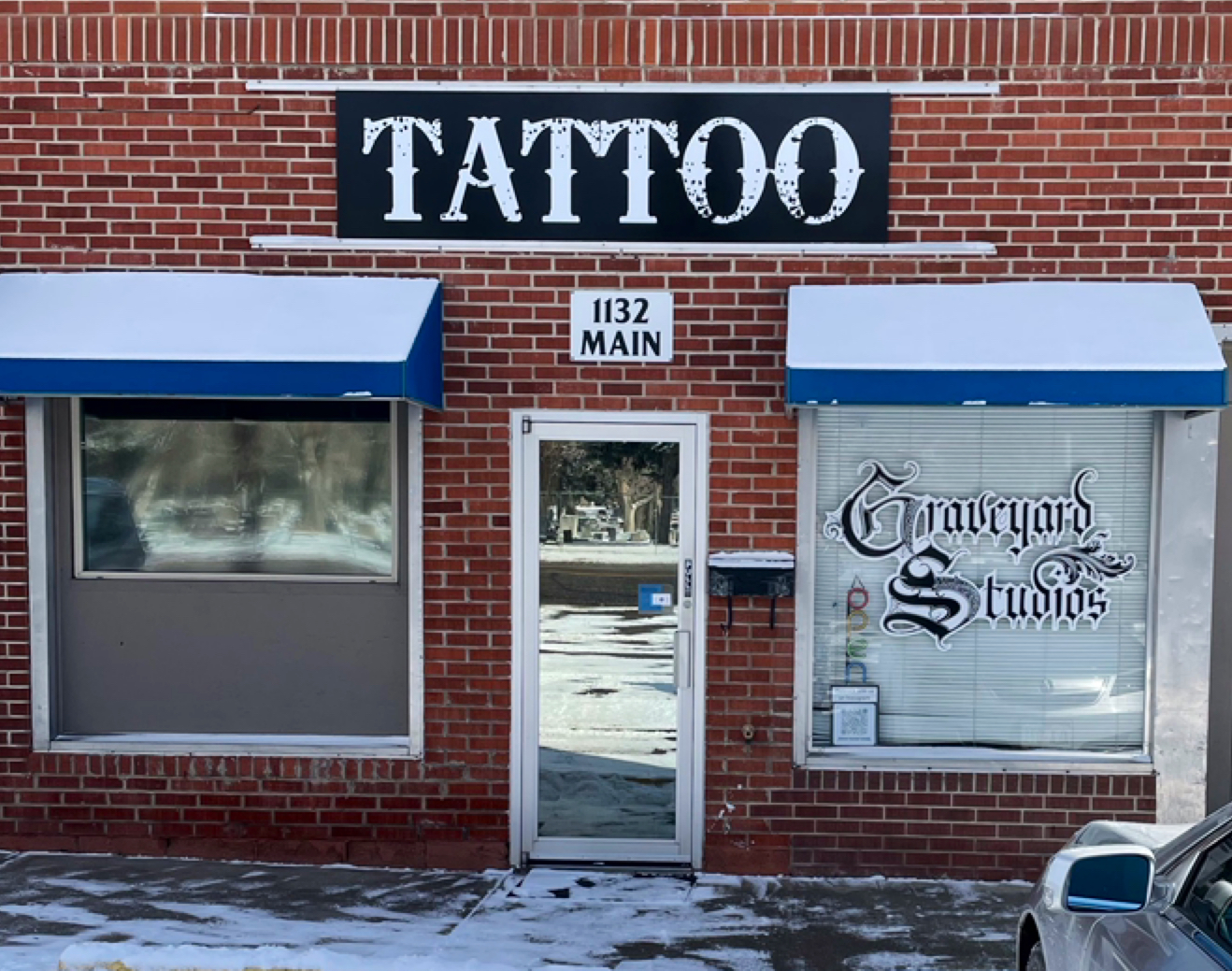 Graveyard Studios / Tattoo Shop