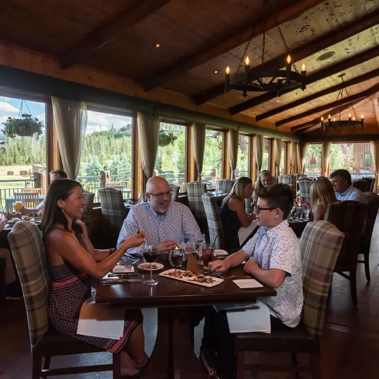 Photo credit: opentable