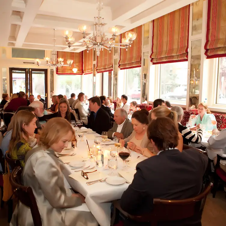 Photo credit: opentable