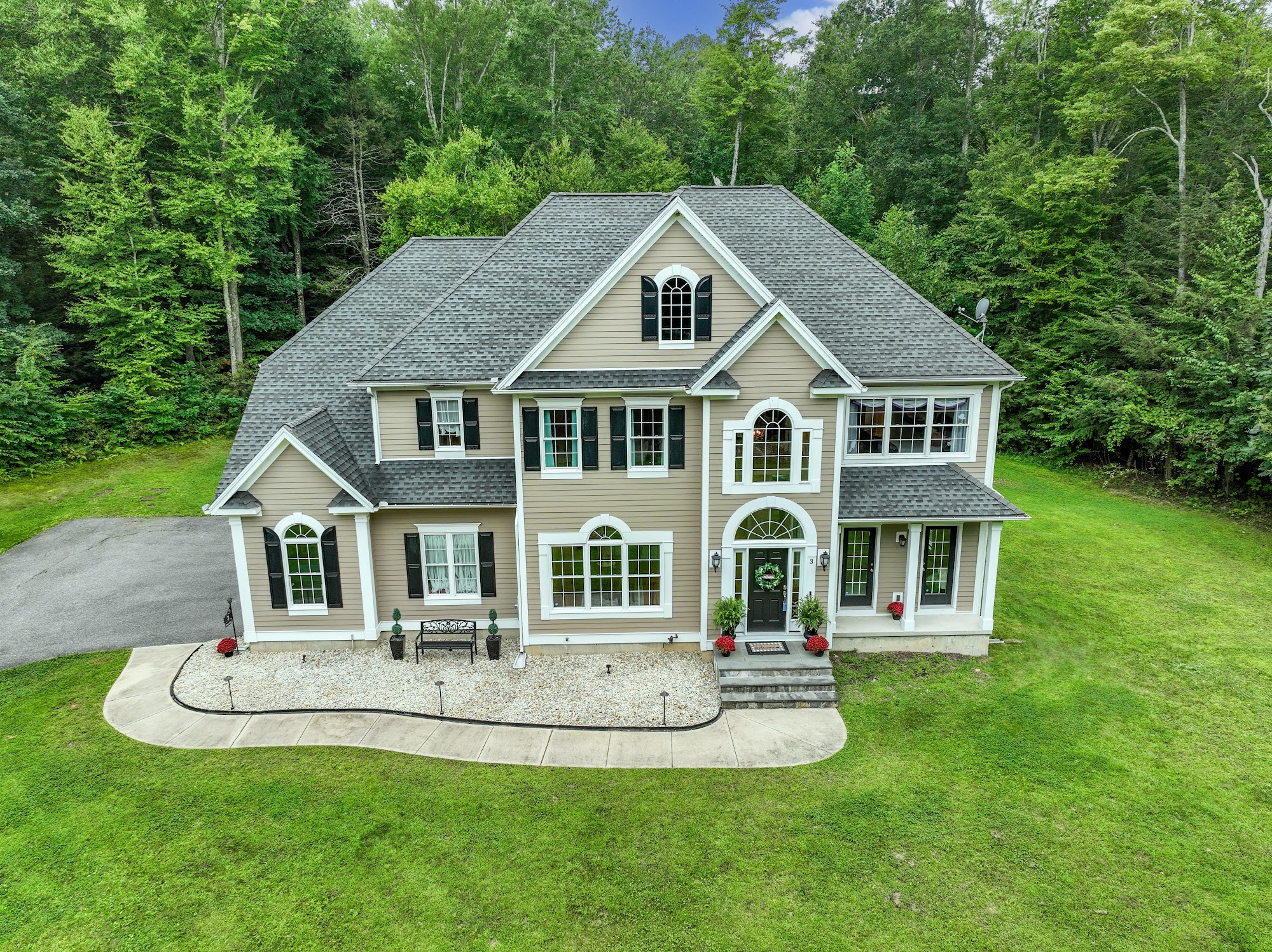 Stephen Simard Realtor - Real Broker CT LLC