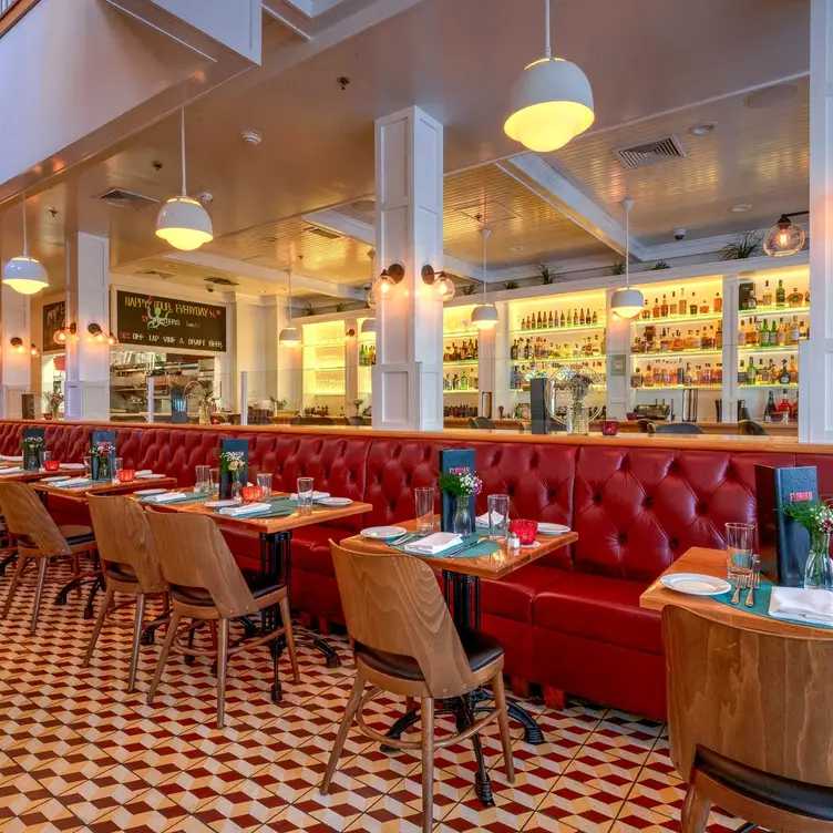 Photo credit: opentable