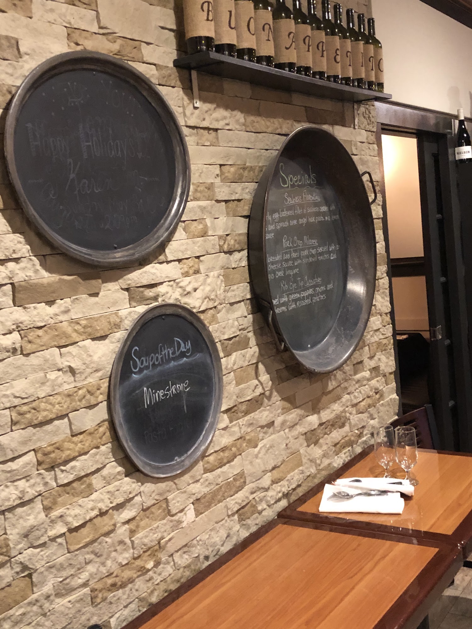 Denovellis Rocky Hill