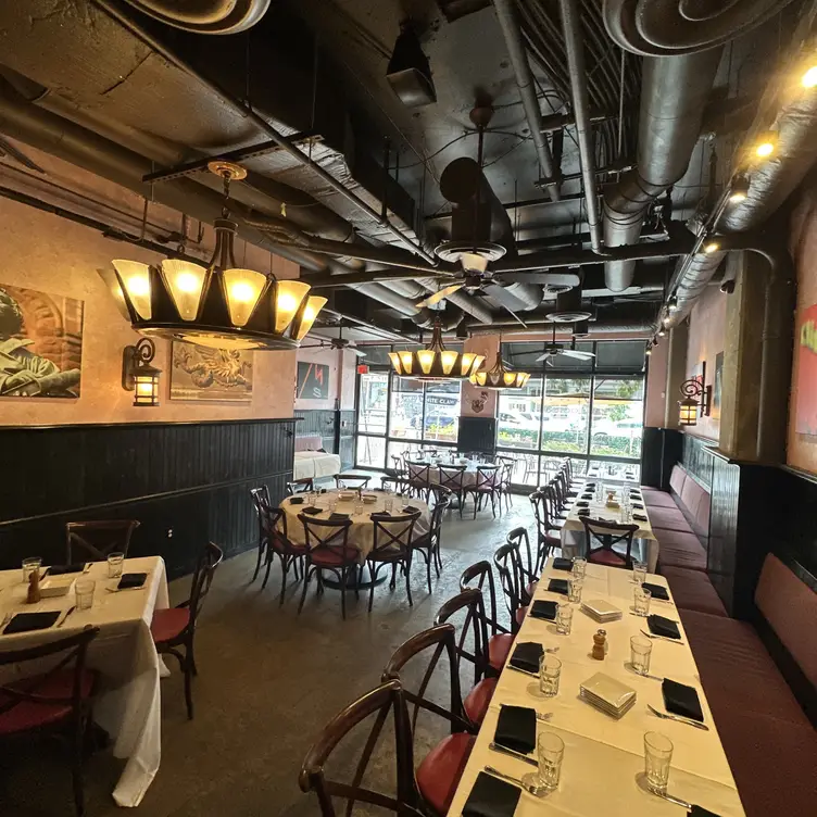 Photo credit: opentable