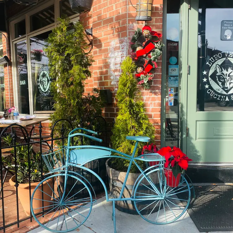 Photo credit: opentable