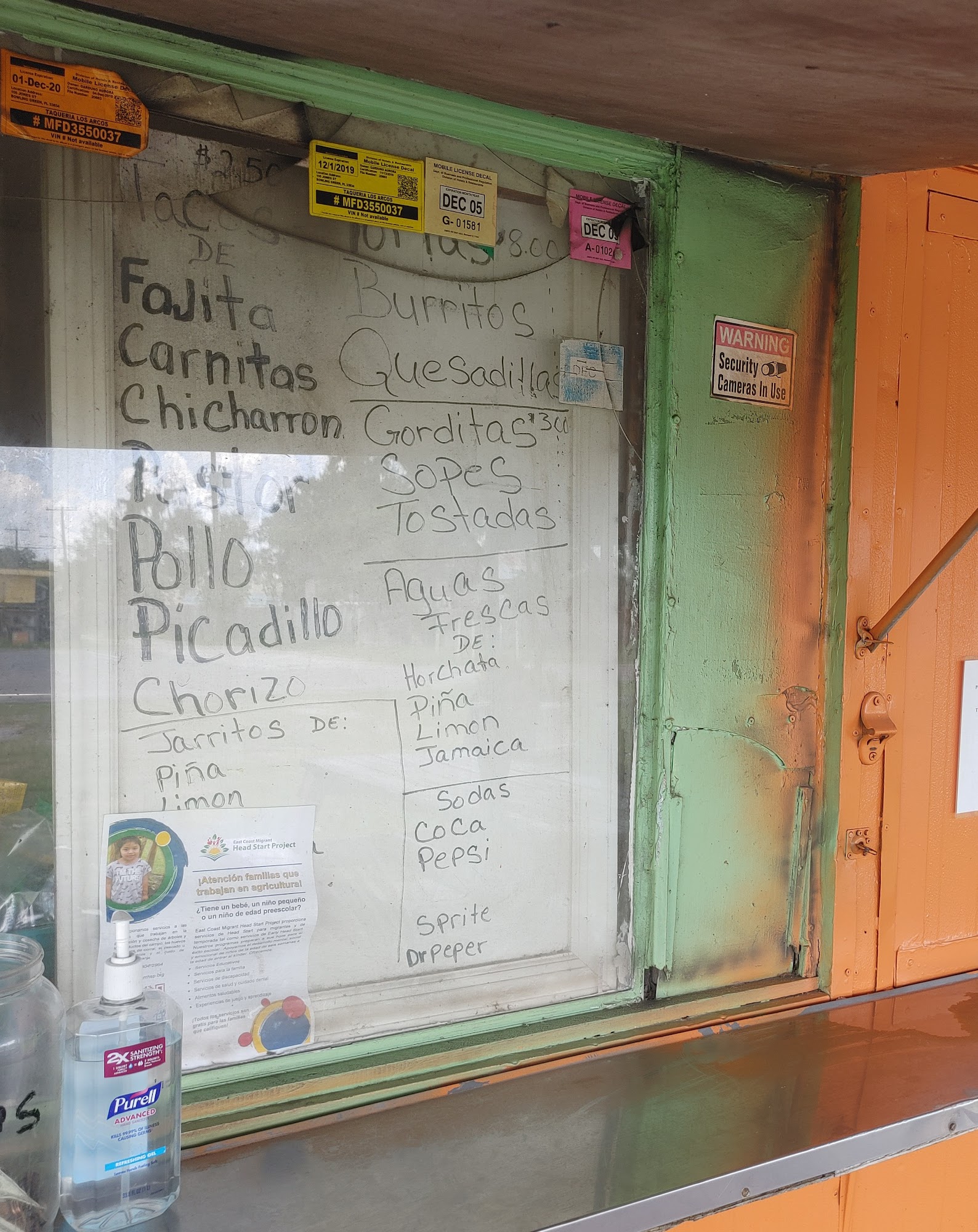 Taqueria Los Arcos Menu