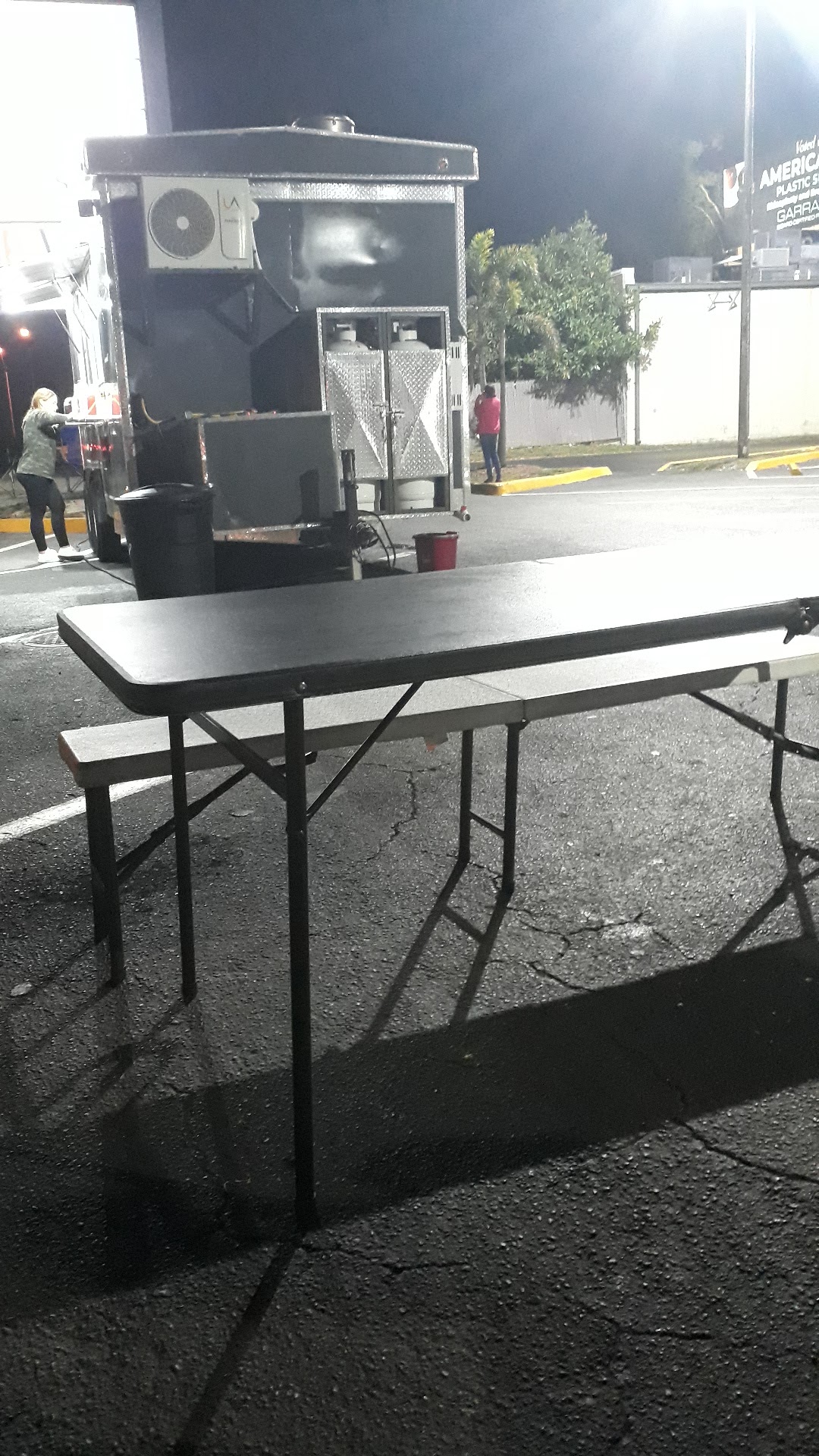 El toque latino grill food