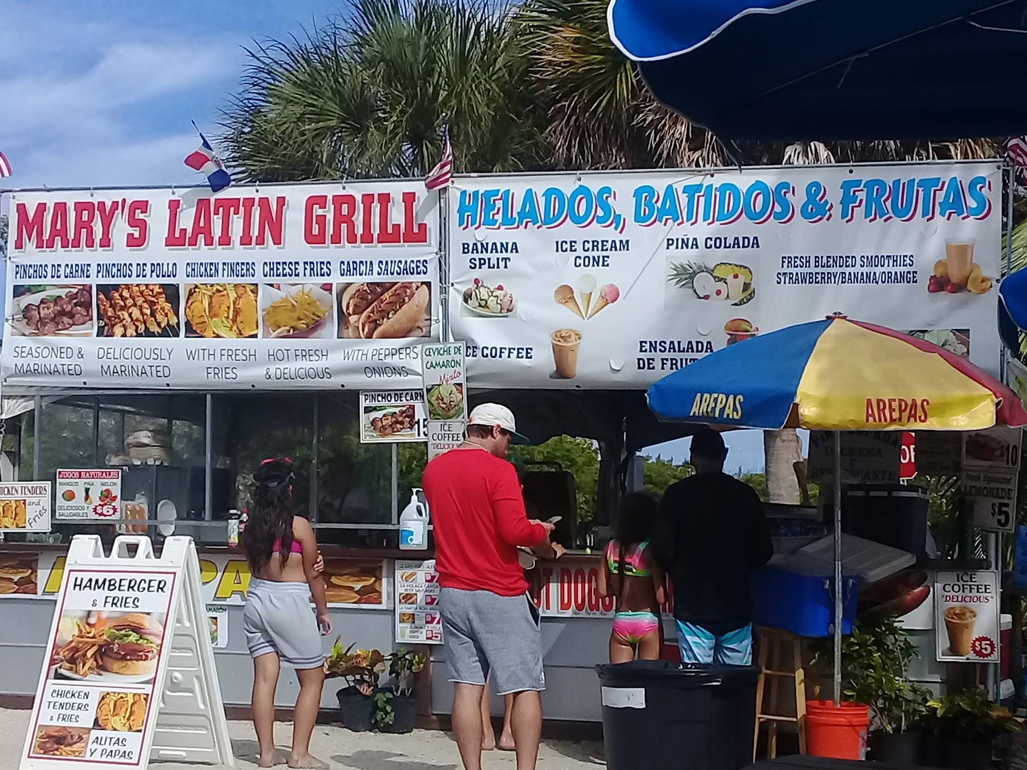 Mari's Latín Grill Menu