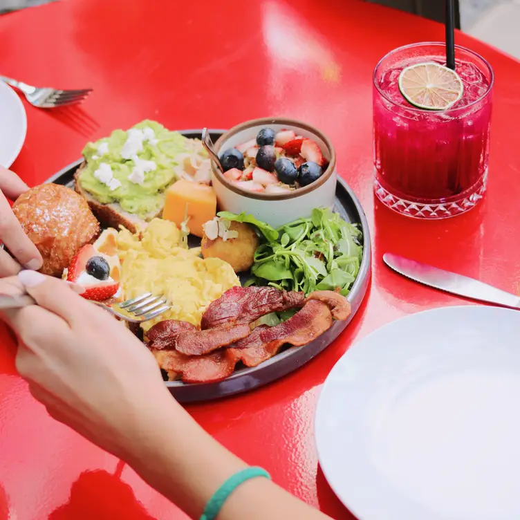 Photo credit: opentable