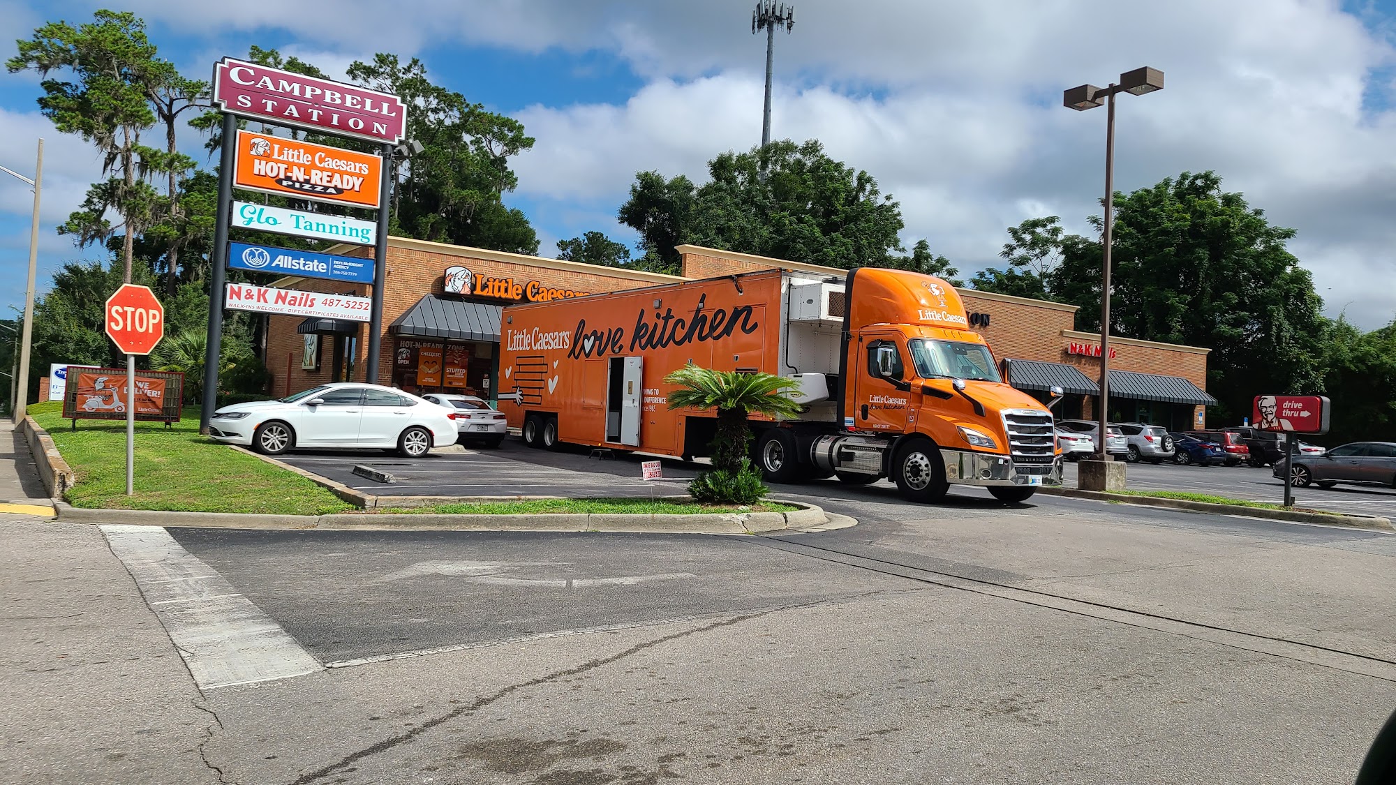 Little Caesars Pizza