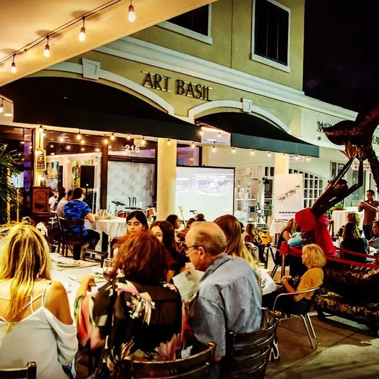Photo credit: opentable