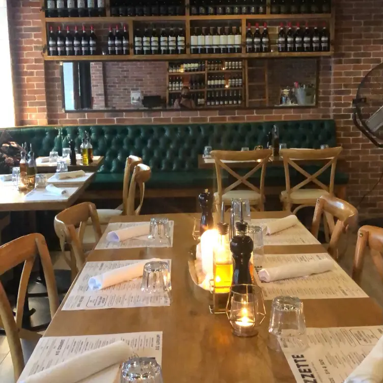 Photo credit: opentable