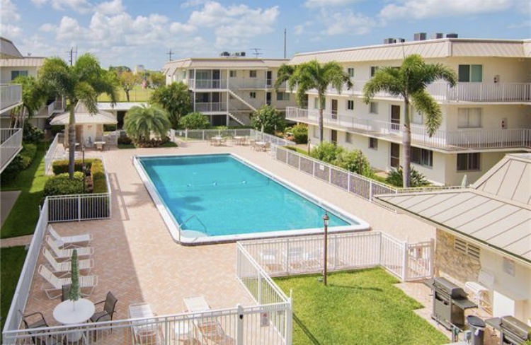 Central Gardens Naples