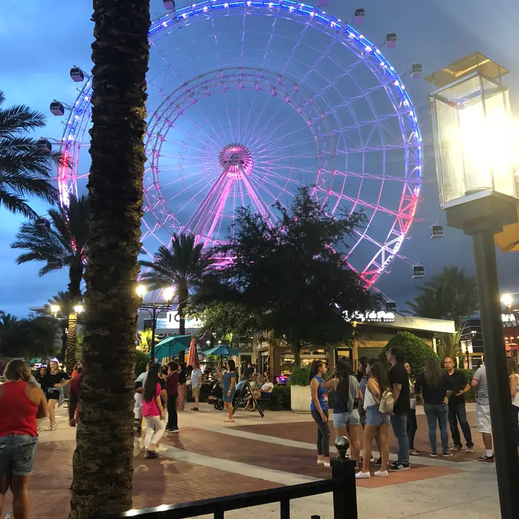 Photo credit: opentable